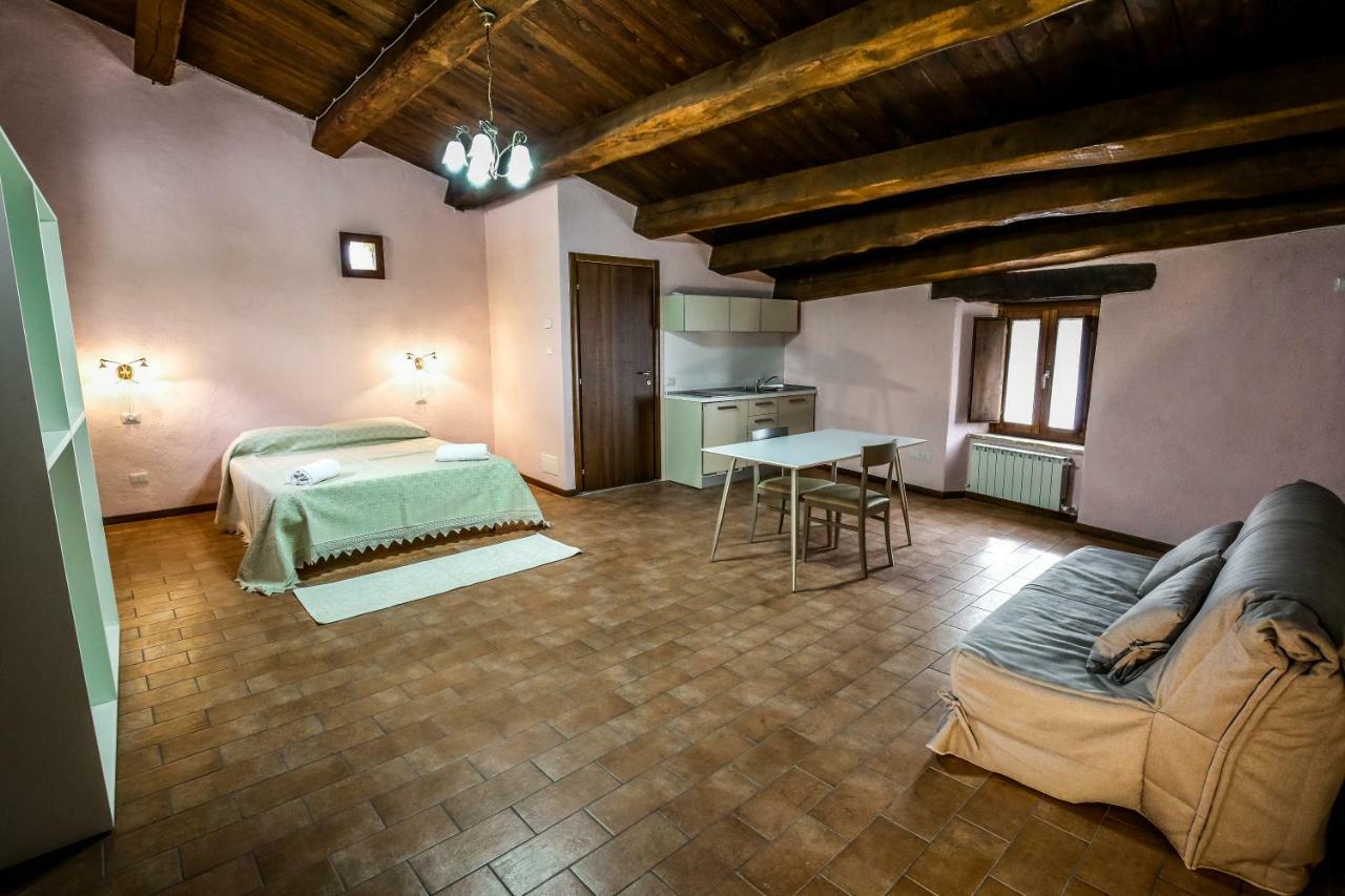 Le Aie Di Postignano Apartment Sellano Екстериор снимка